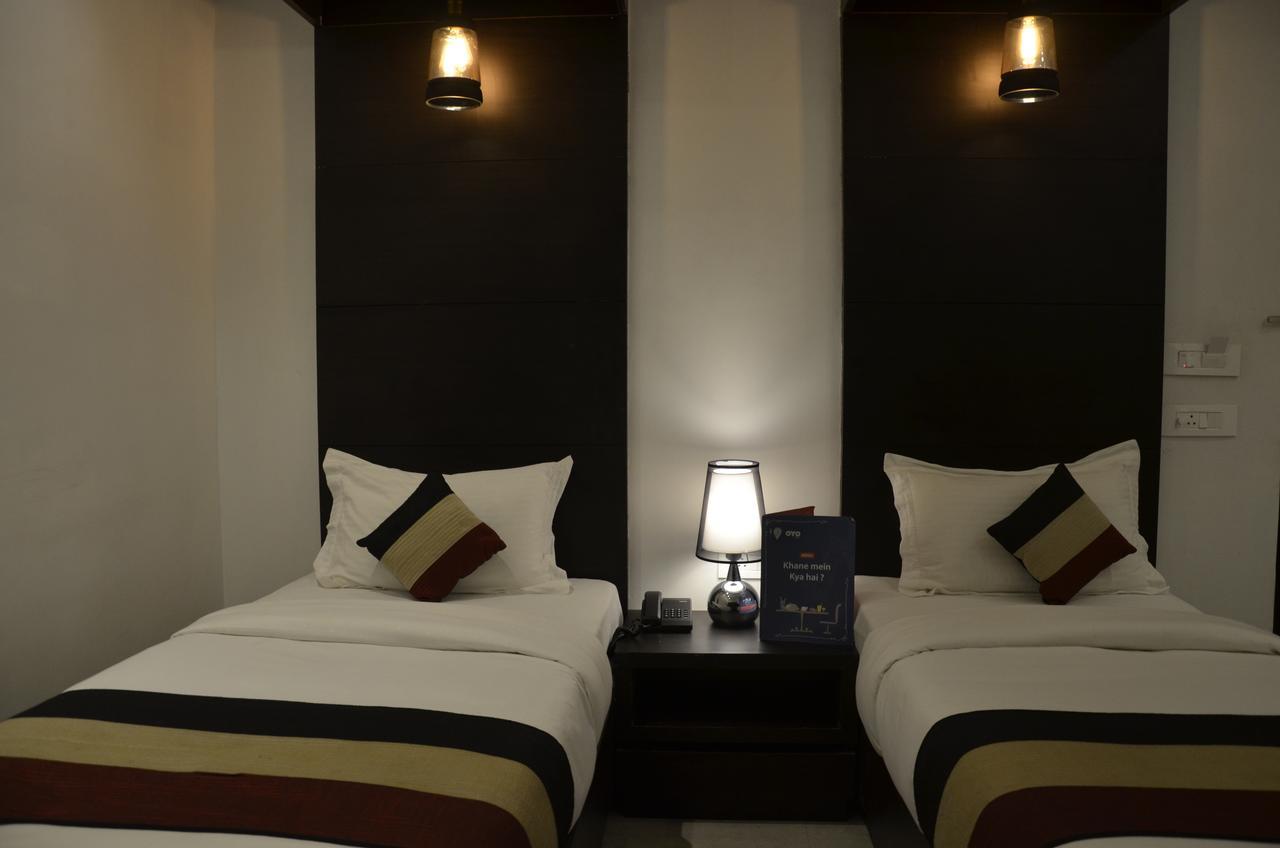 Oyo 1358 Hotel Crossroad 러크나우 외부 사진